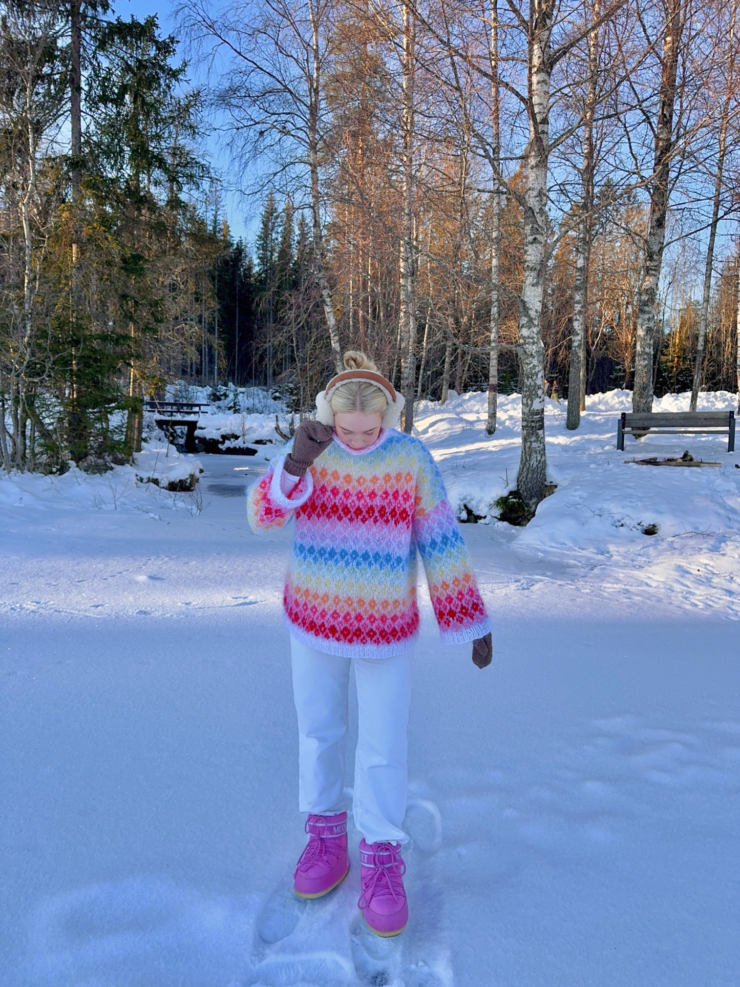 Vårin Sweater Rainbow - Yarn Kit