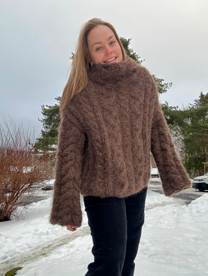 Løkka Sweater - Yarn Kit