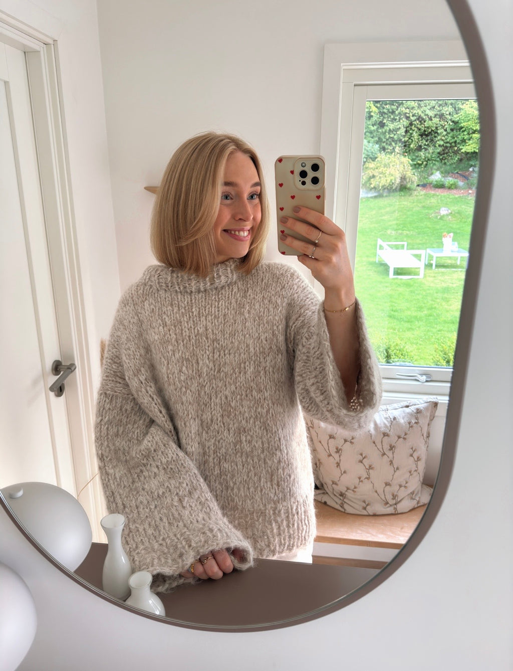 Tessem sweater