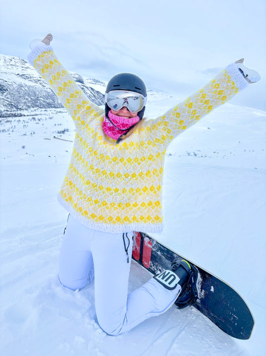 Vårin Sweater easter edition (Yarn Kit)