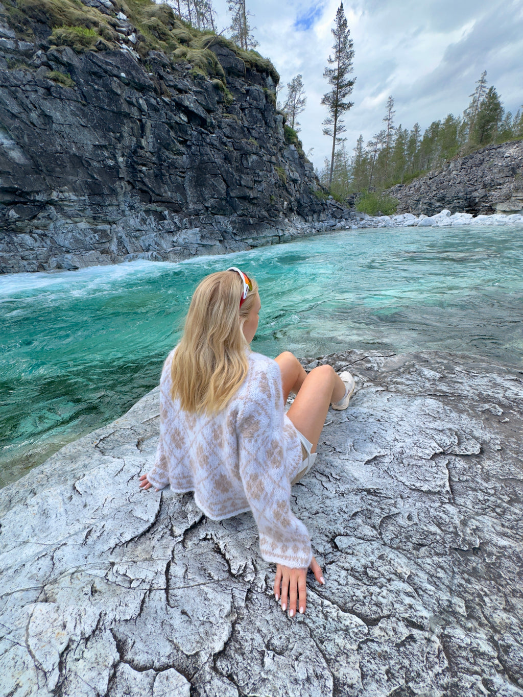 Ylva Sweater - Yarn Kit (Soft)