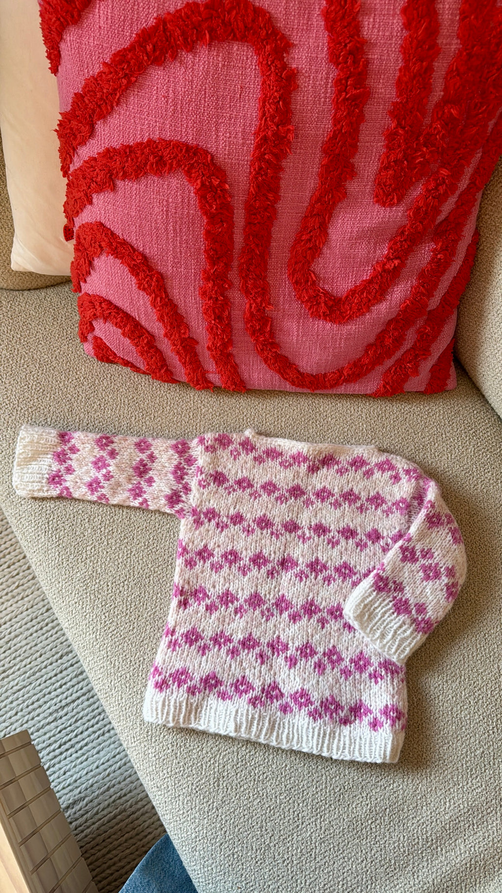 Vårin Sweater Mini - yarn kits