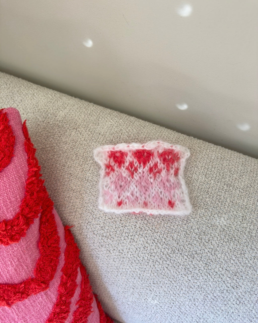 Vårin Sweater - Yarn Kits
