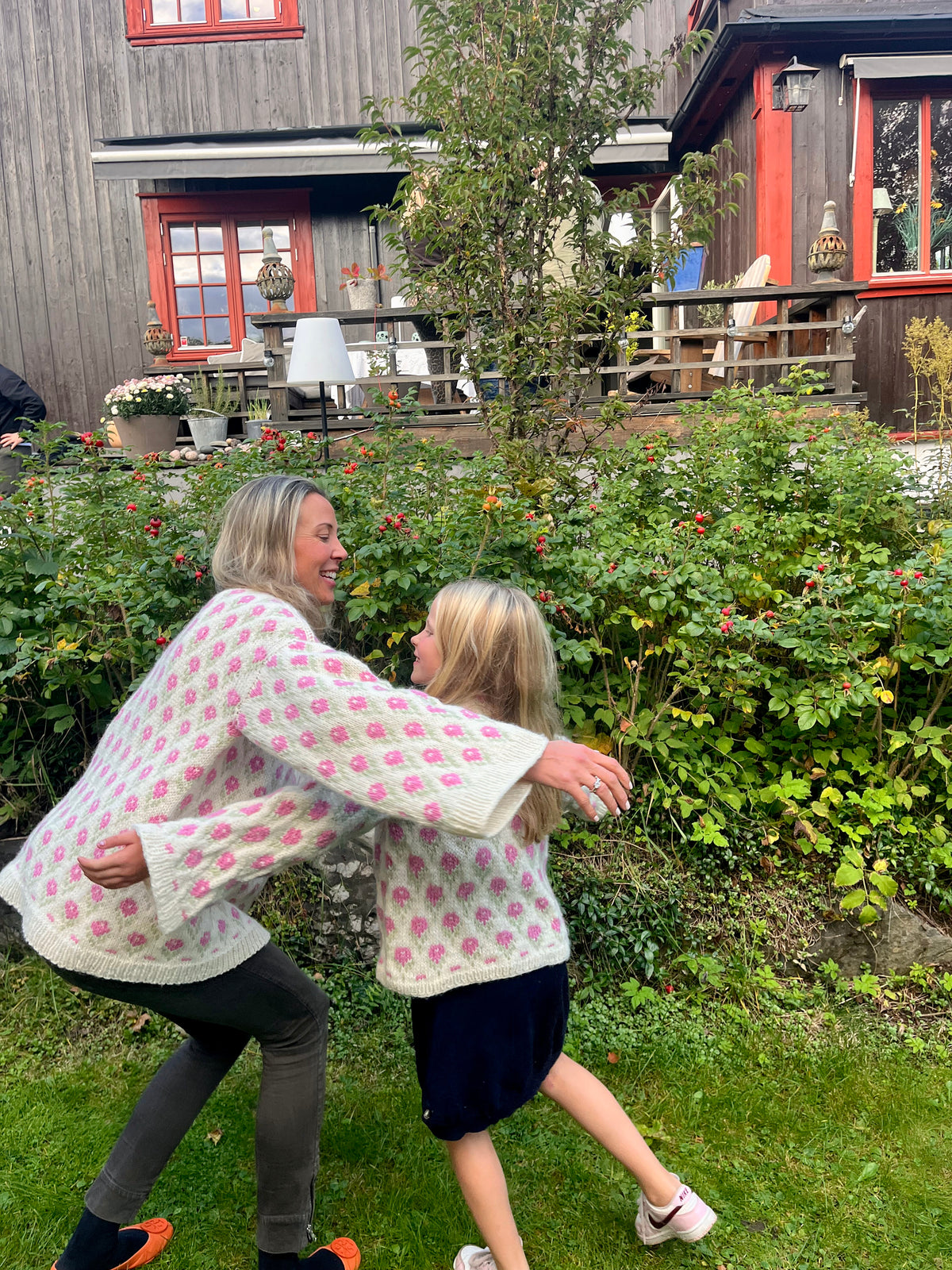 Lotta Sweater Mother & Daughter