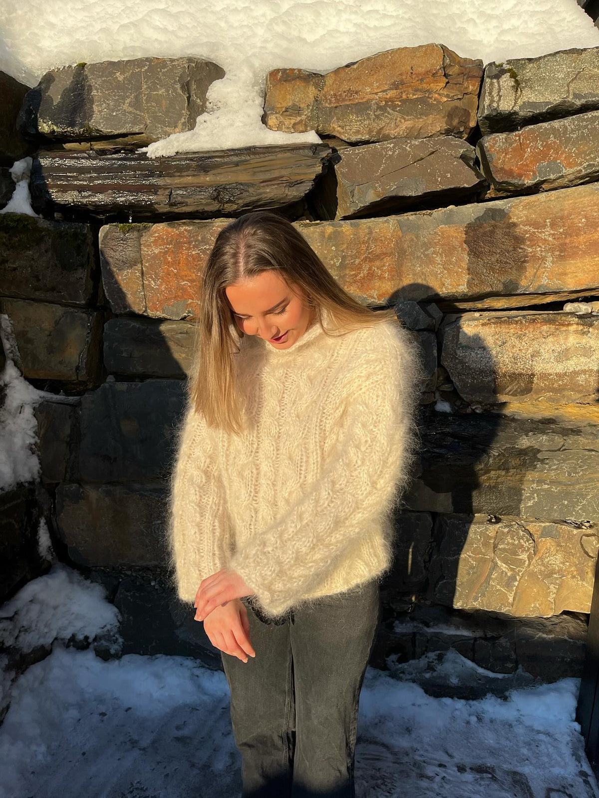 Løkka Sweater - Yarn Kits