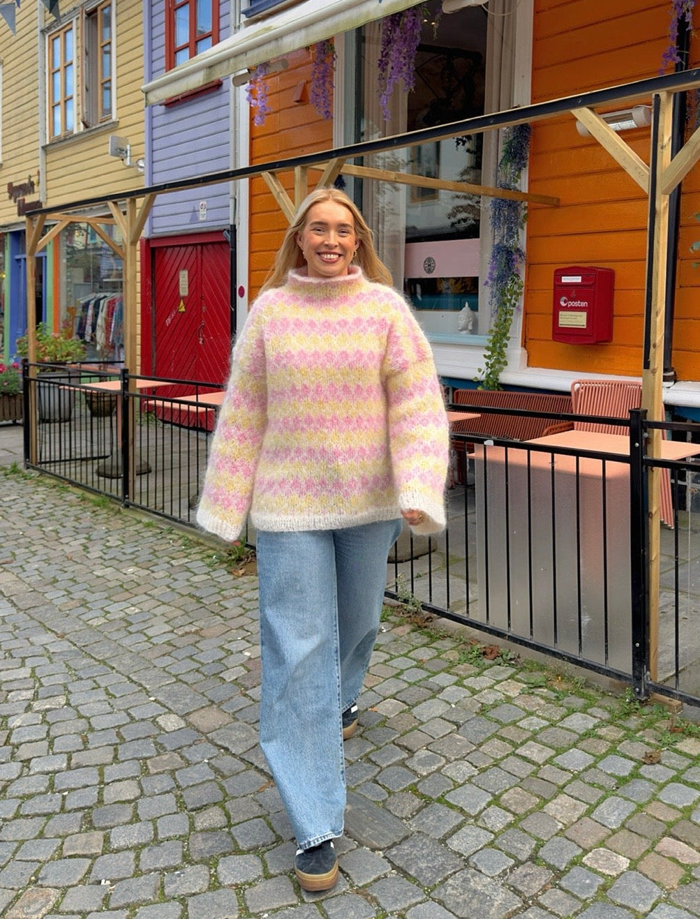Vårin Sweater - Yarn Kits