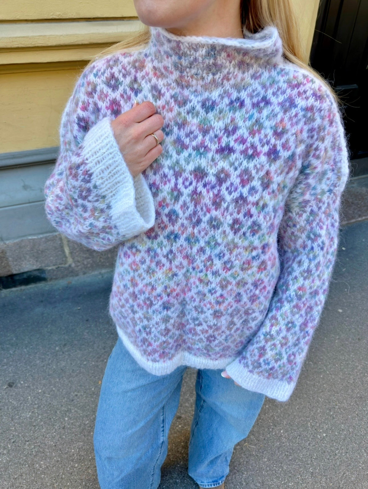 Vårin Sweater – Two Colours (Knitting Pattern)