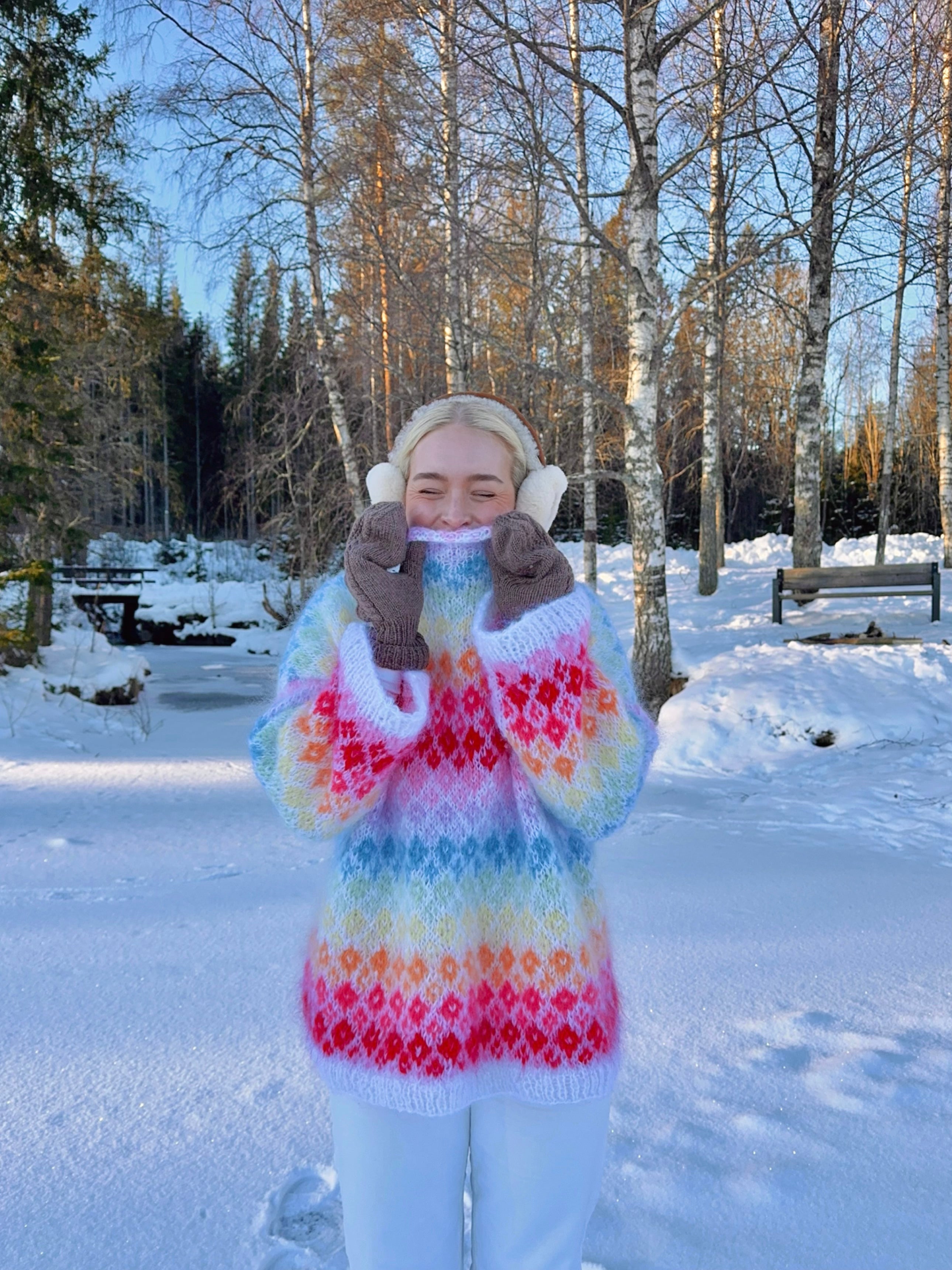 Vårin Sweater Rainbow edition (digital pattern)
