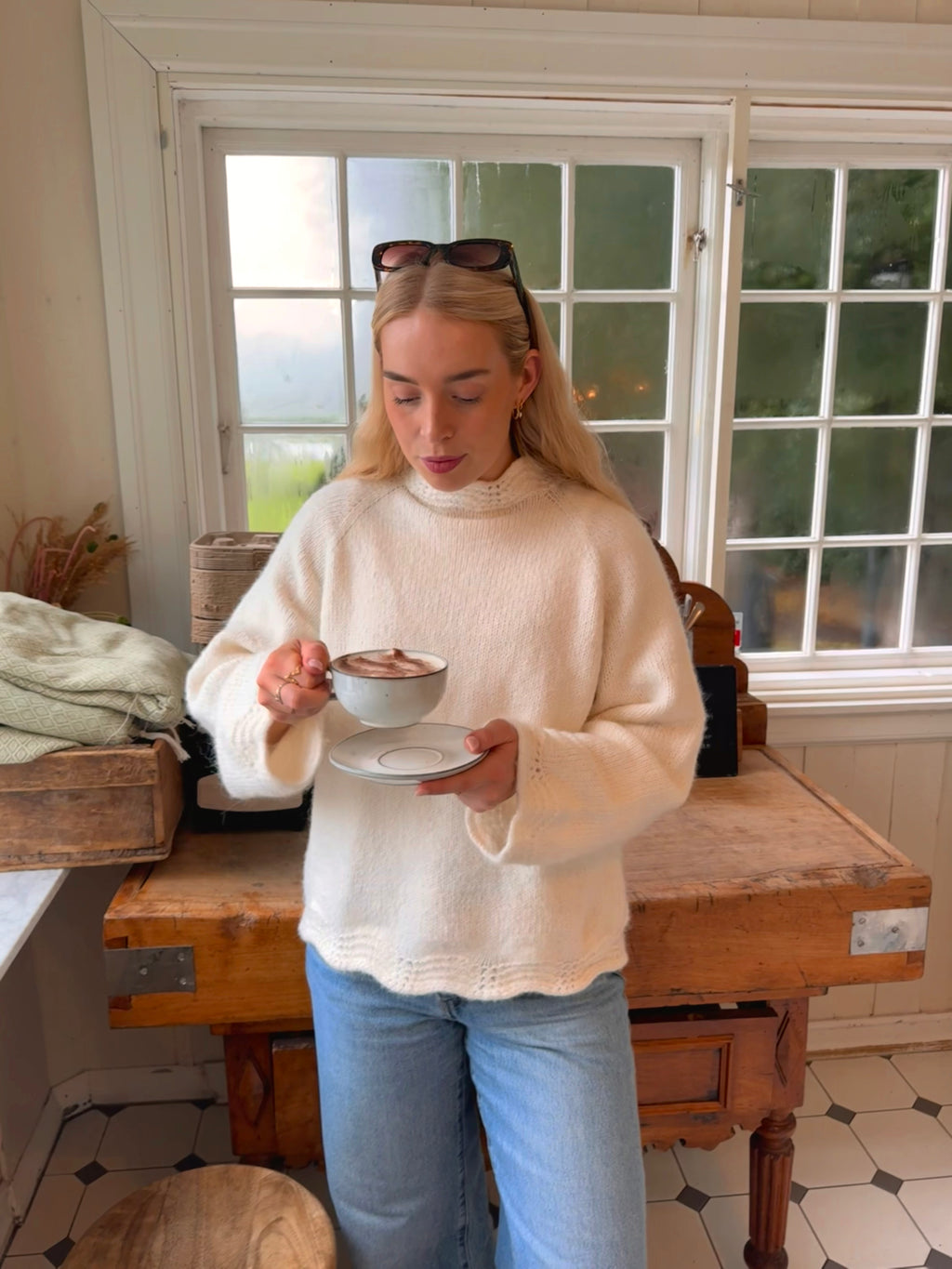 Améli sweater (yarn kit)