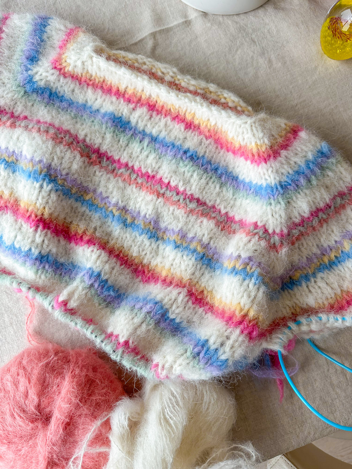 Juni Sweater