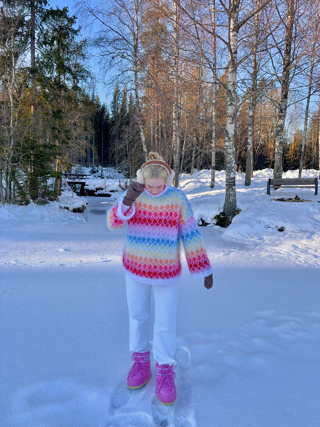 Vårin Sweater Rainbow - Yarn Kit