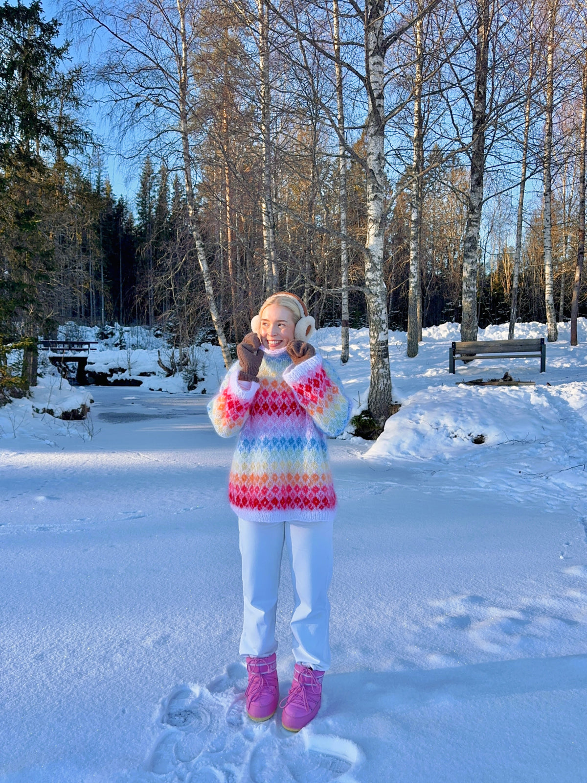 Vårin Sweater Rainbow - Yarn Kit
