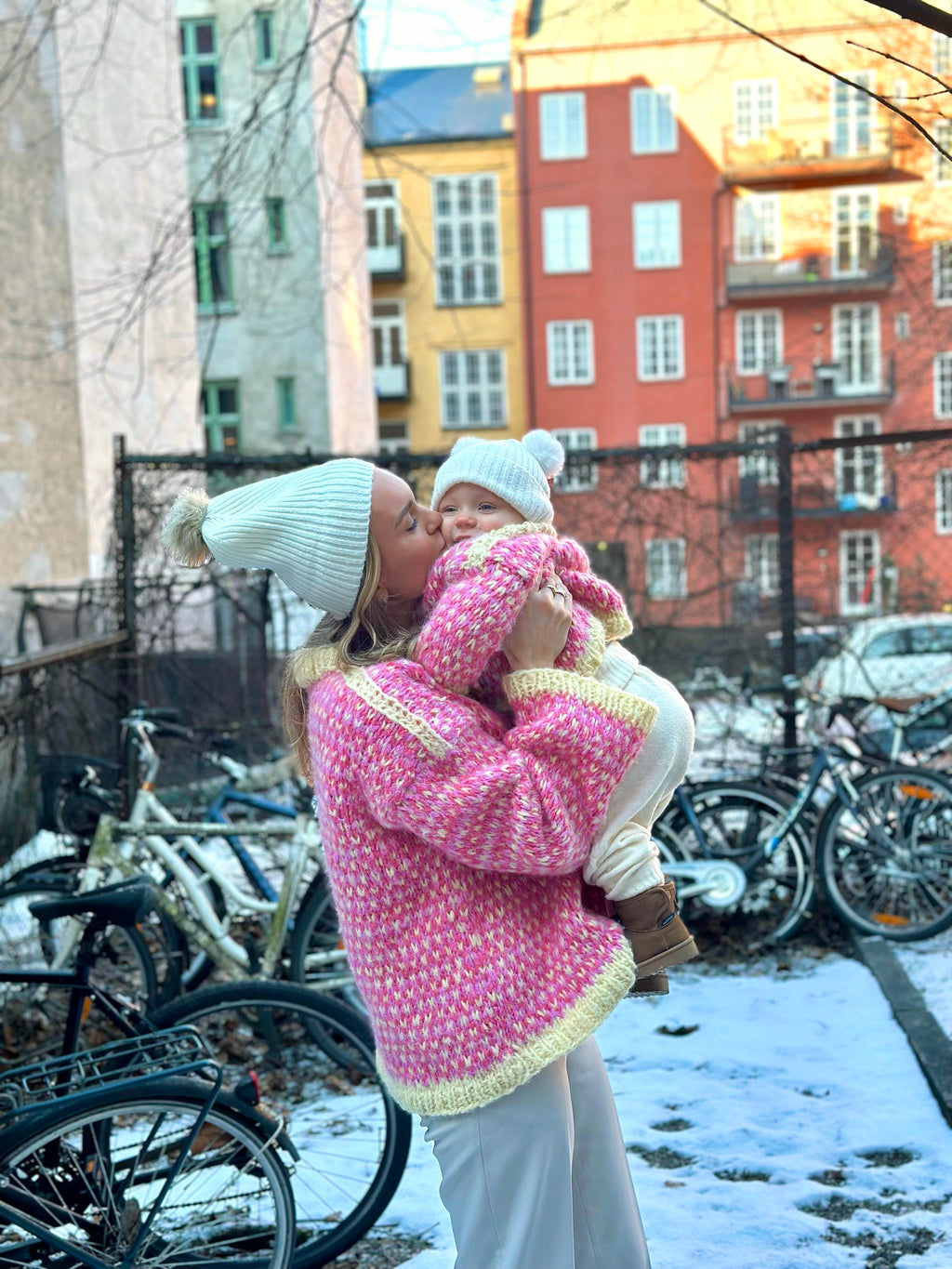 Mentos mother & daughter