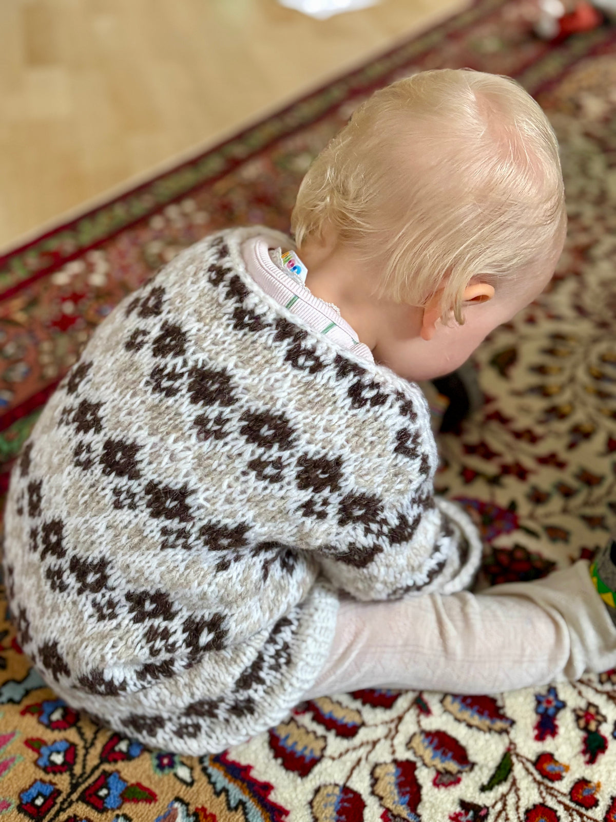 Vårin Sweater Mini - yarn kits